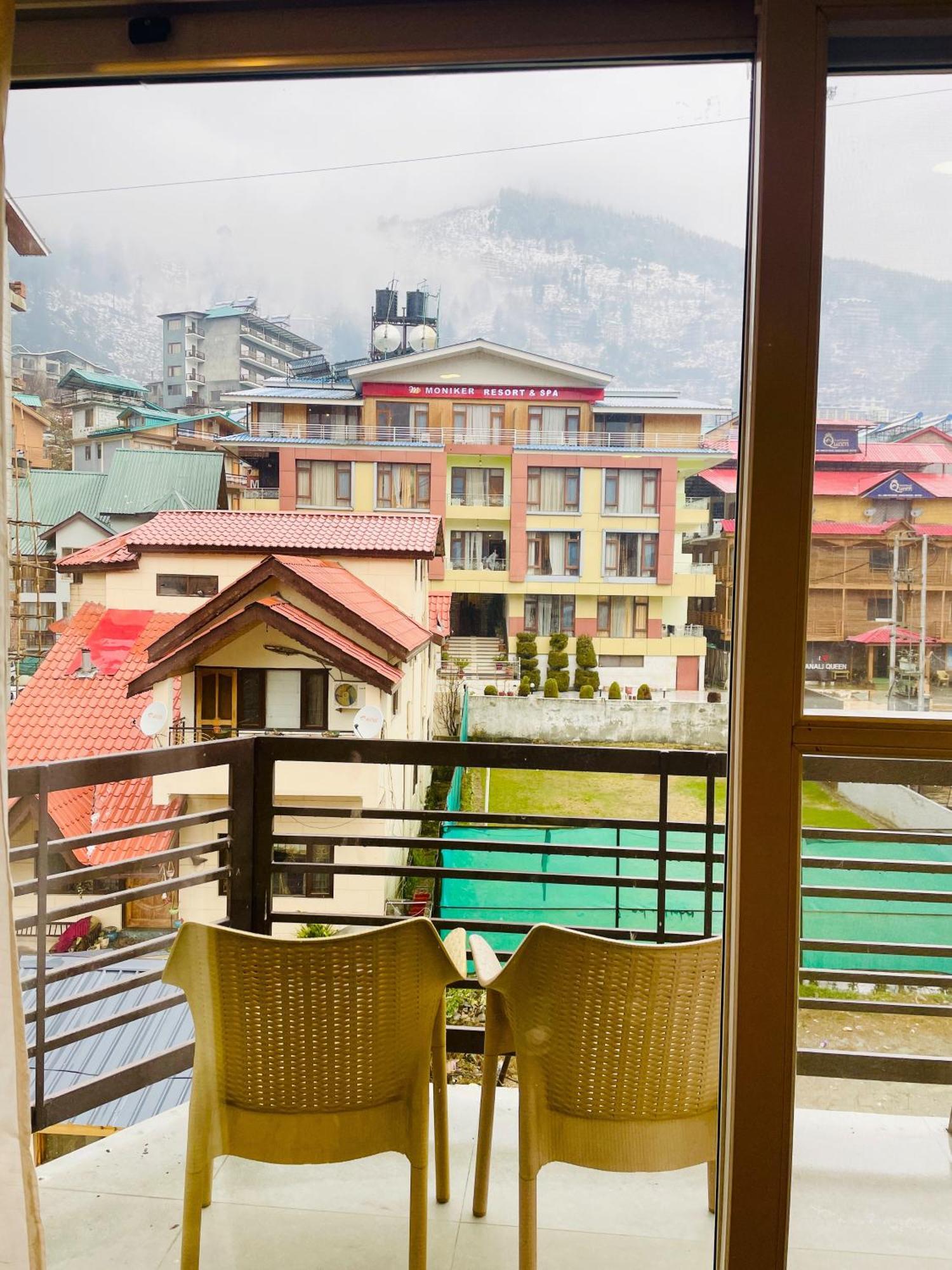 Hotel Simsa Heights Manali Exterior foto