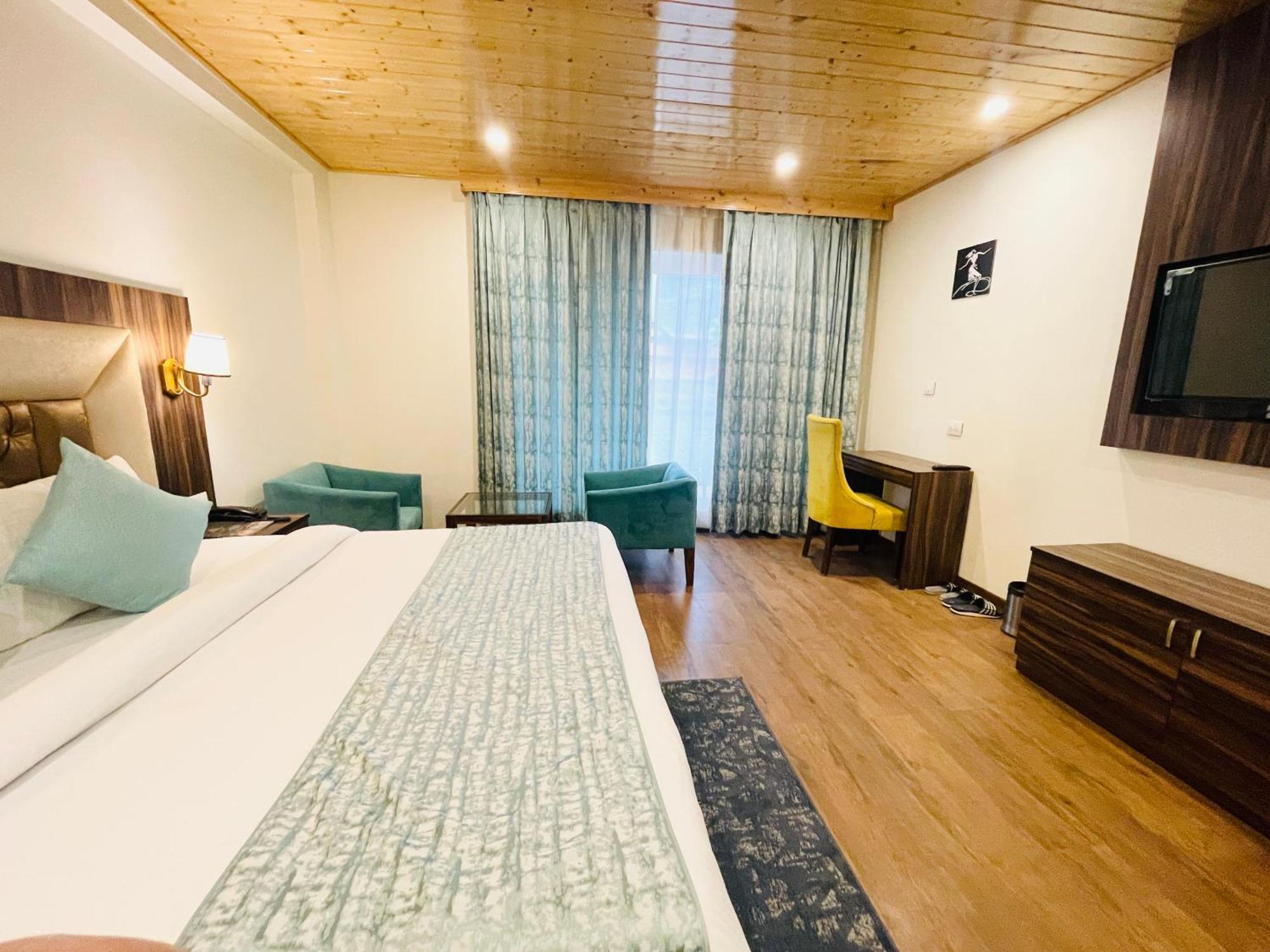 Hotel Simsa Heights Manali Exterior foto